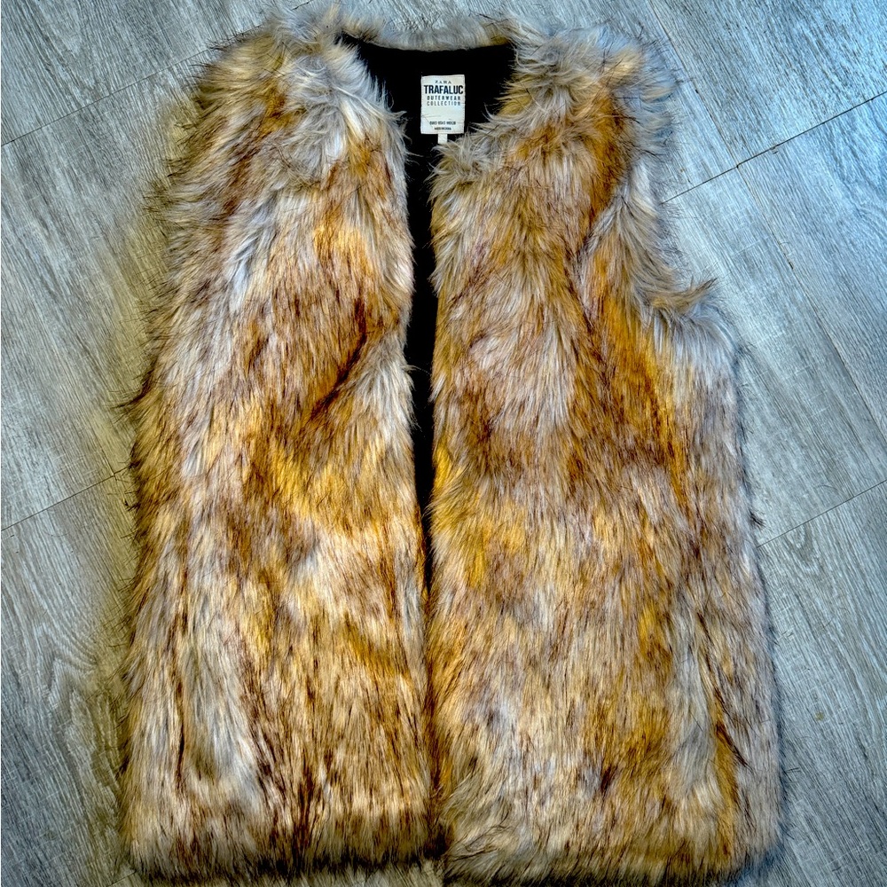 Zara Fuax Fur Vest Size Small